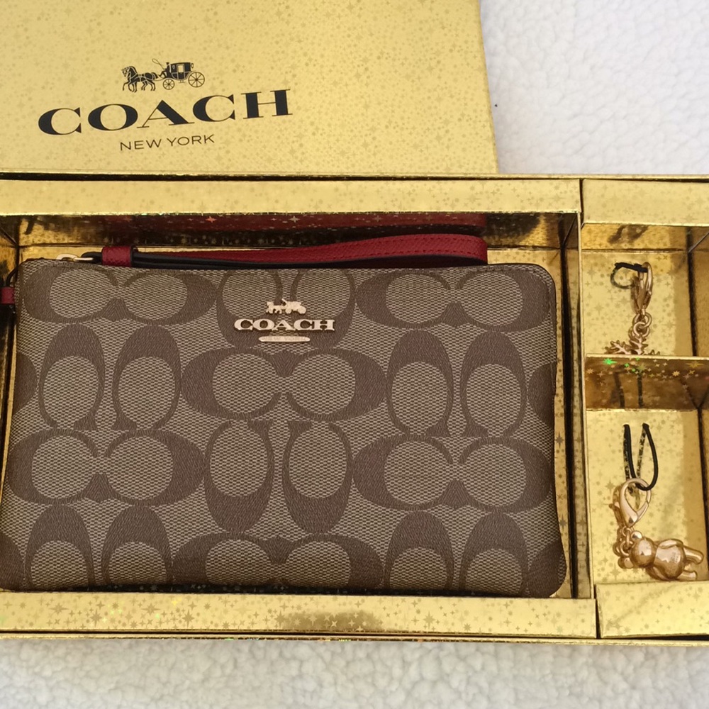 NWT Coach Boxed Wristlet & charms Gift set